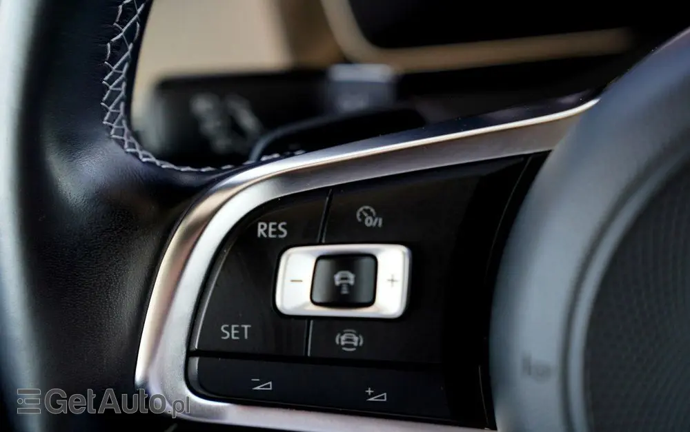 VOLKSWAGEN Arteon 2.0 TDI SCR DSG R-Line Edition