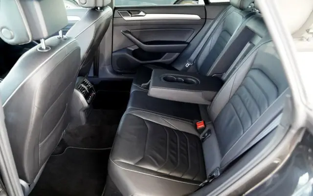 VOLKSWAGEN Arteon 2.0 TDI SCR DSG R-Line Edition