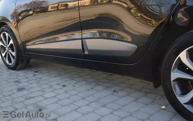 HYUNDAI I10 1.2 Fifa World Cup Edition