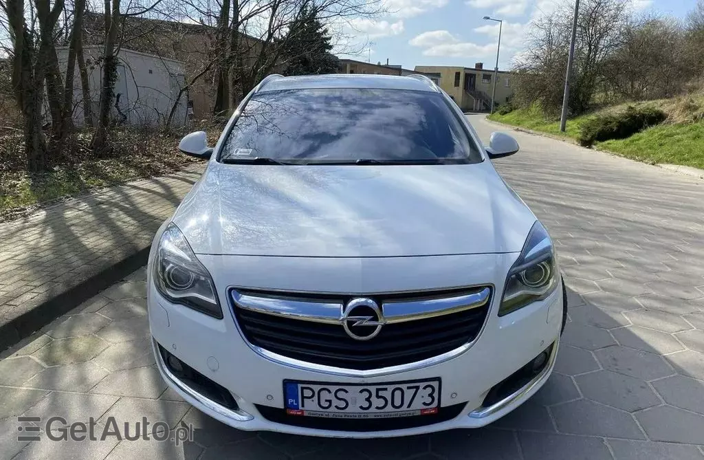 OPEL Insignia 