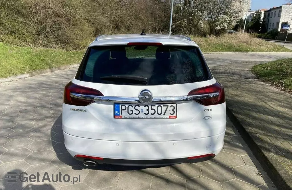 OPEL Insignia 