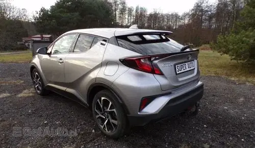 TOYOTA C-HR 