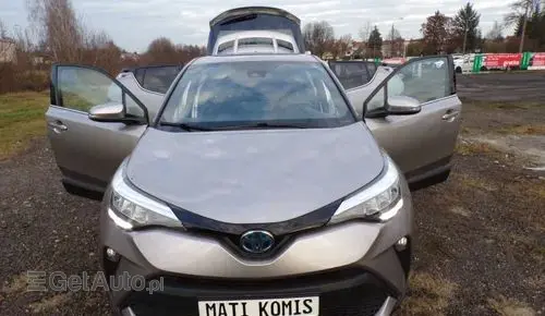 TOYOTA C-HR 