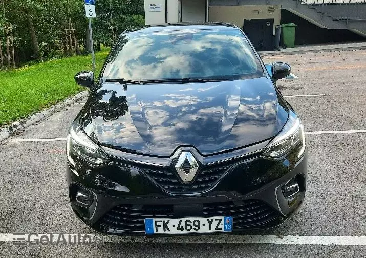 RENAULT Clio 1.0 TCe Intens