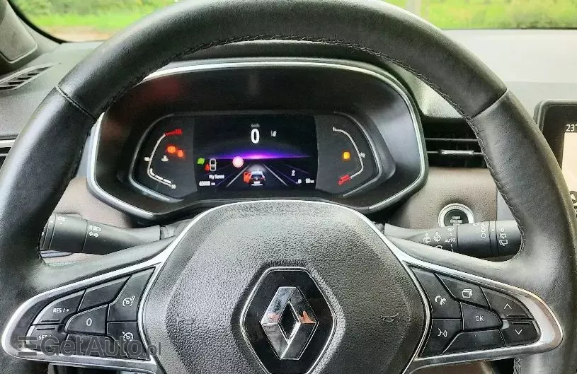 RENAULT Clio 1.0 TCe Intens