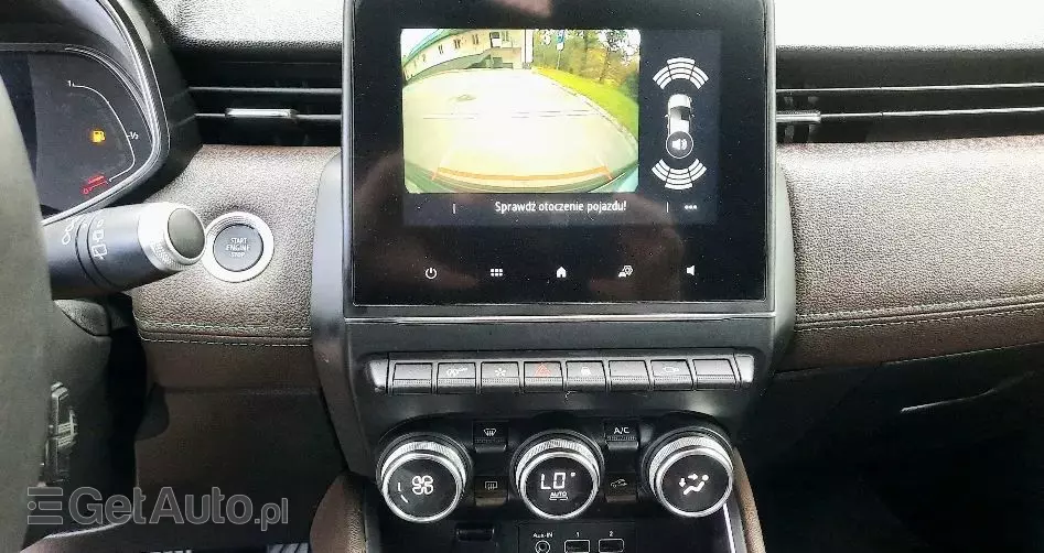 RENAULT Clio 1.0 TCe Intens