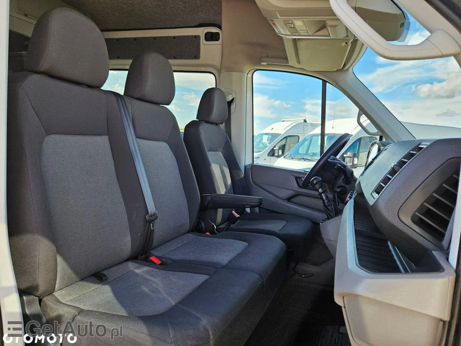 VOLKSWAGEN Crafter L