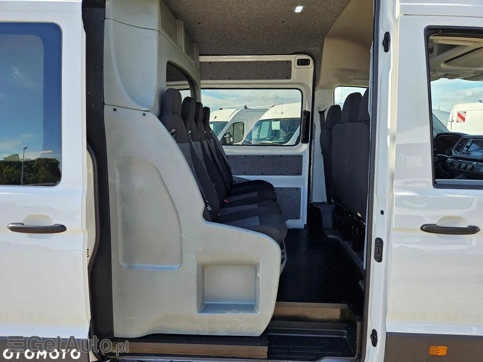 VOLKSWAGEN Crafter L