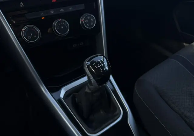 VOLKSWAGEN T-Roc 1.5 TSI Life