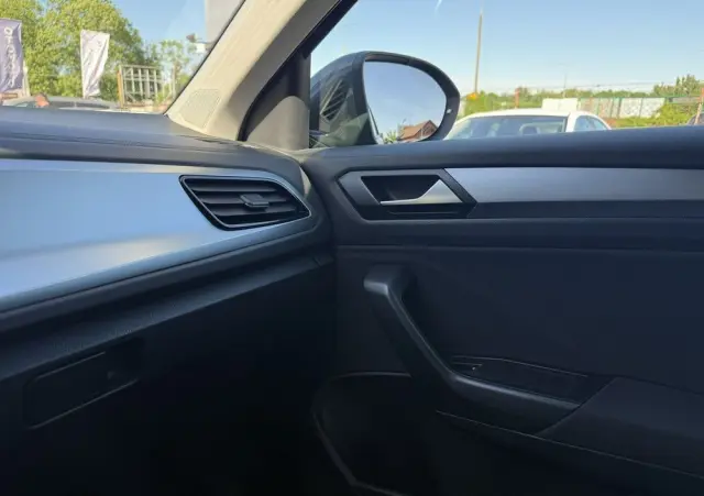 VOLKSWAGEN T-Roc 1.5 TSI Life