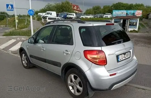 SUZUKI SX4 