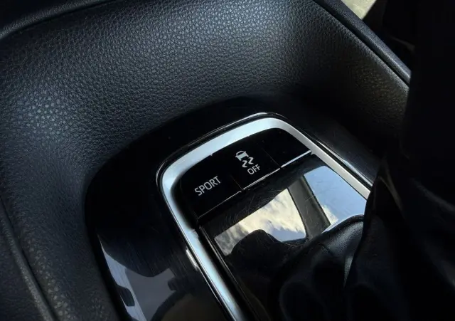 TOYOTA Corolla 1.5 Comfort MS