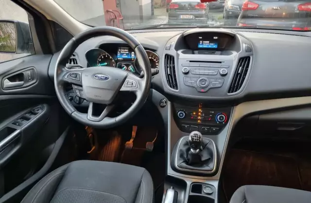 FORD Kuga 