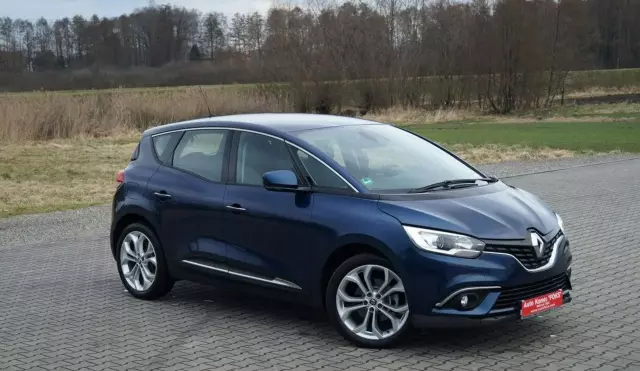 RENAULT Scenic 