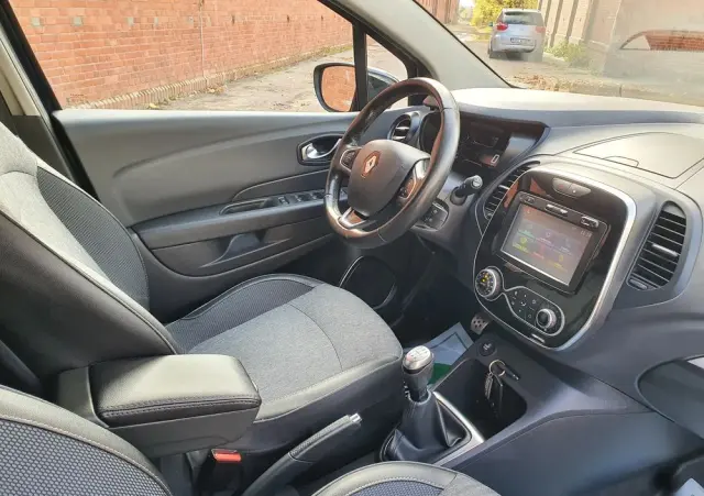 RENAULT Captur 1.5 dCi Energy Limited