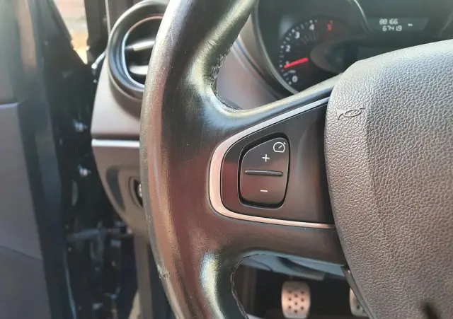 RENAULT Captur 1.5 dCi Energy Limited