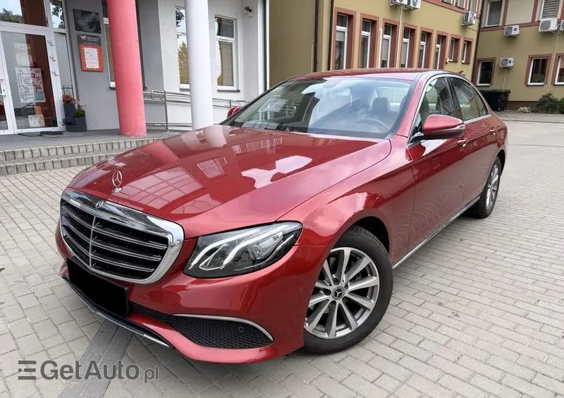 MERCEDES-BENZ Klasa E 220 d 9G-TRONIC