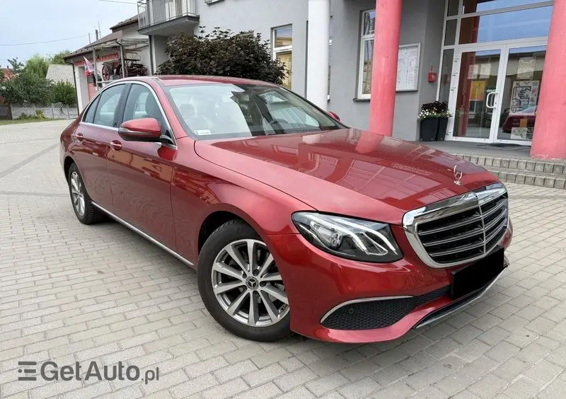 MERCEDES-BENZ Klasa E 220 d 9G-TRONIC