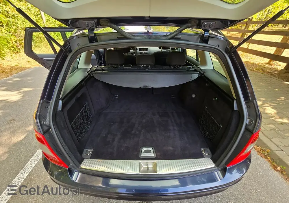 MERCEDES-BENZ Klasa C 200 CDI Elegance