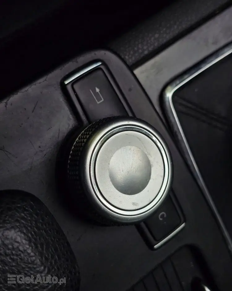 MERCEDES-BENZ Klasa C 200 CDI Elegance