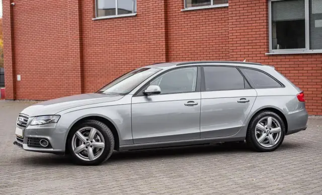 AUDI A4 Avant 