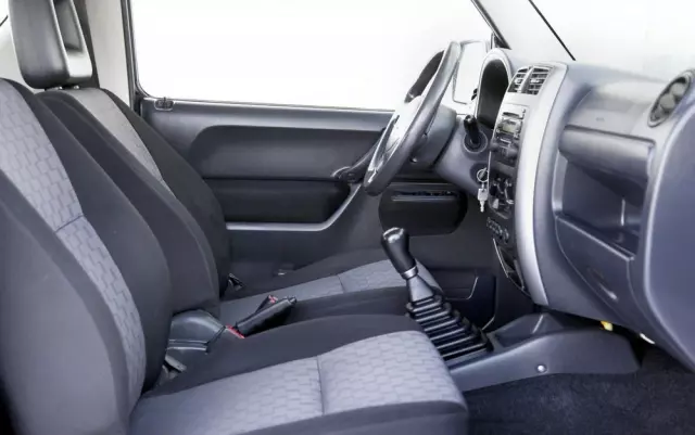 SUZUKI Jimny 1.3 JX / Club