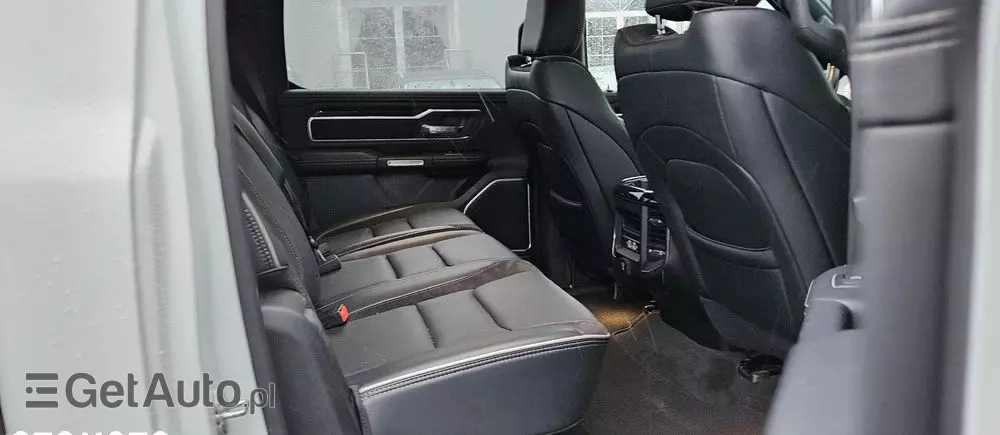 RAM 1500 5.7 Quad Cab Longbed Laramie Sport