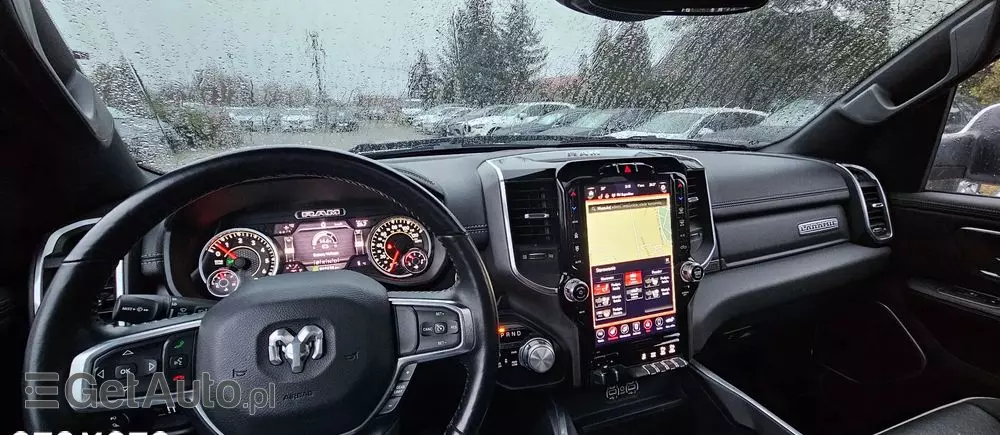 RAM 1500 5.7 Quad Cab Longbed Laramie Sport