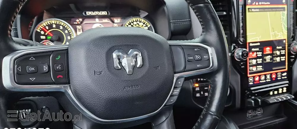 RAM 1500 5.7 Quad Cab Longbed Laramie Sport