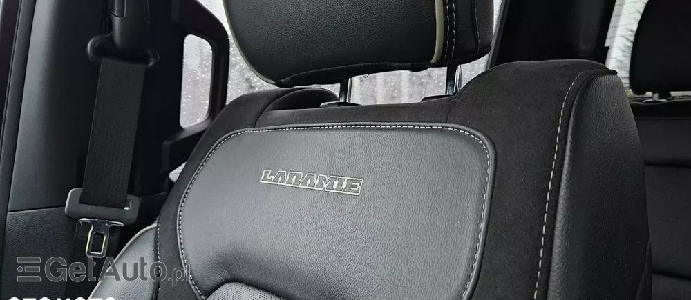 RAM 1500 5.7 Quad Cab Longbed Laramie Sport