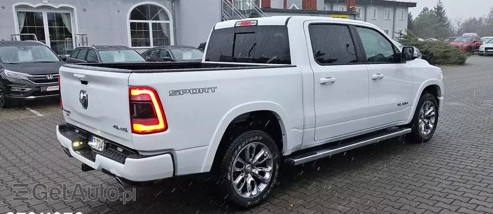 RAM 1500 5.7 Quad Cab Longbed Laramie Sport