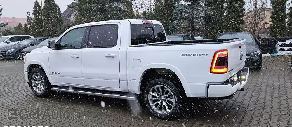 RAM 1500 5.7 Quad Cab Longbed Laramie Sport