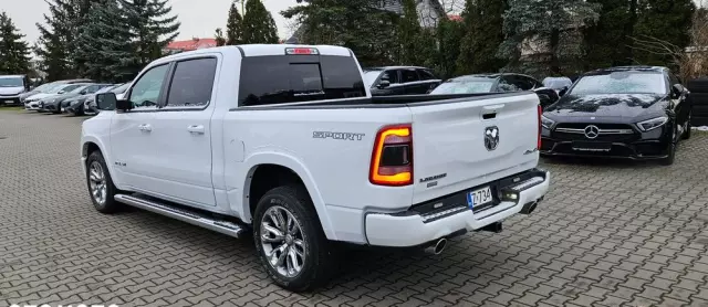 RAM 1500 5.7 Quad Cab Longbed Laramie Sport
