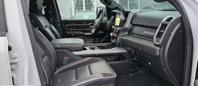 RAM 1500 5.7 Quad Cab Longbed Laramie Sport