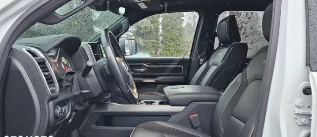 RAM 1500 5.7 Quad Cab Longbed Laramie Sport