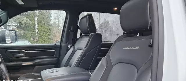 RAM 1500 5.7 Quad Cab Longbed Laramie Sport