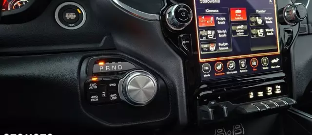 RAM 1500 5.7 Quad Cab Longbed Laramie Sport