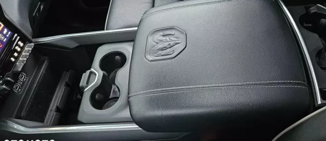 RAM 1500 5.7 Quad Cab Longbed Laramie Sport