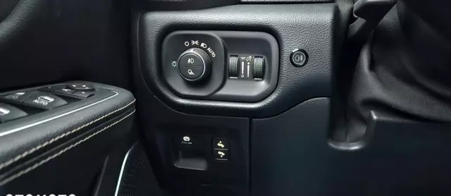 RAM 1500 5.7 Quad Cab Longbed Laramie Sport