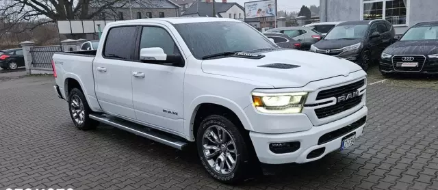 RAM 1500 5.7 Quad Cab Longbed Laramie Sport