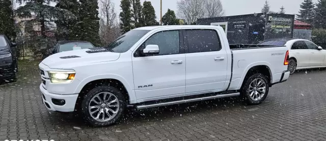 RAM 1500 5.7 Quad Cab Longbed Laramie Sport