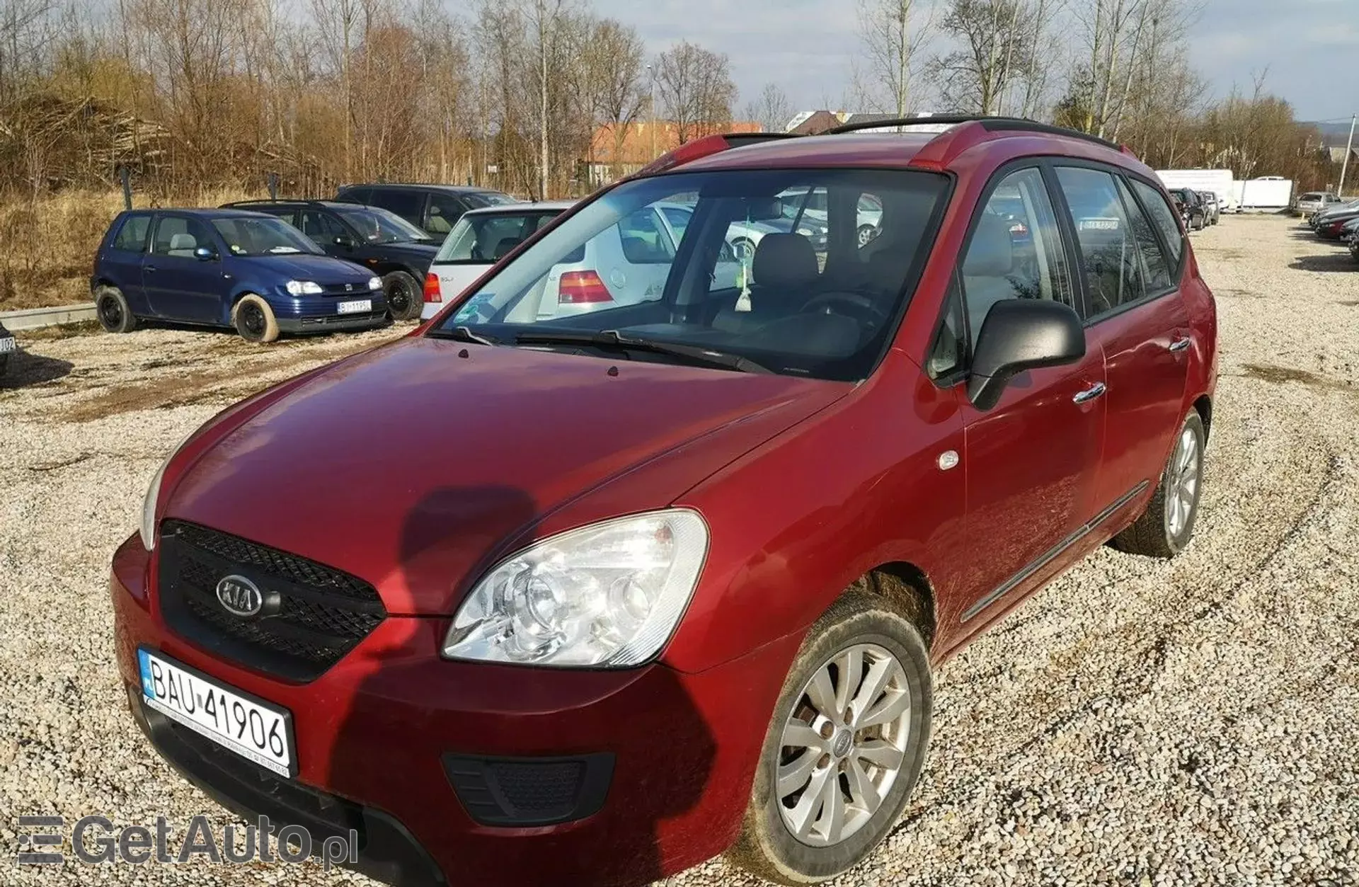 KIA Carens 