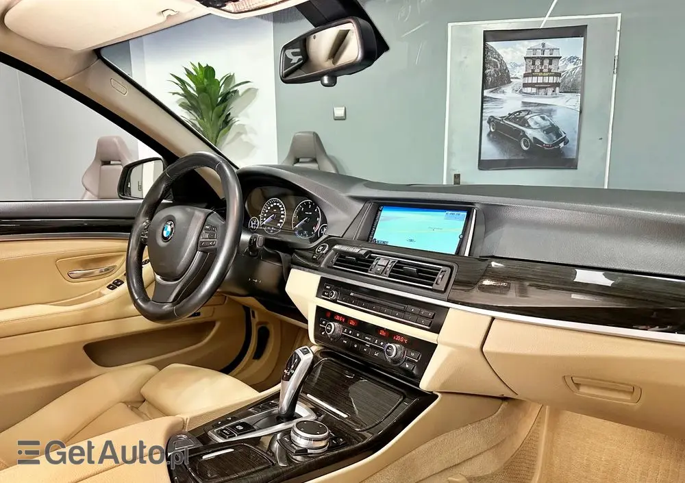BMW Seria 5 520d xDrive