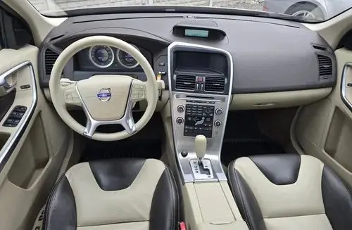 VOLVO Xc 60 