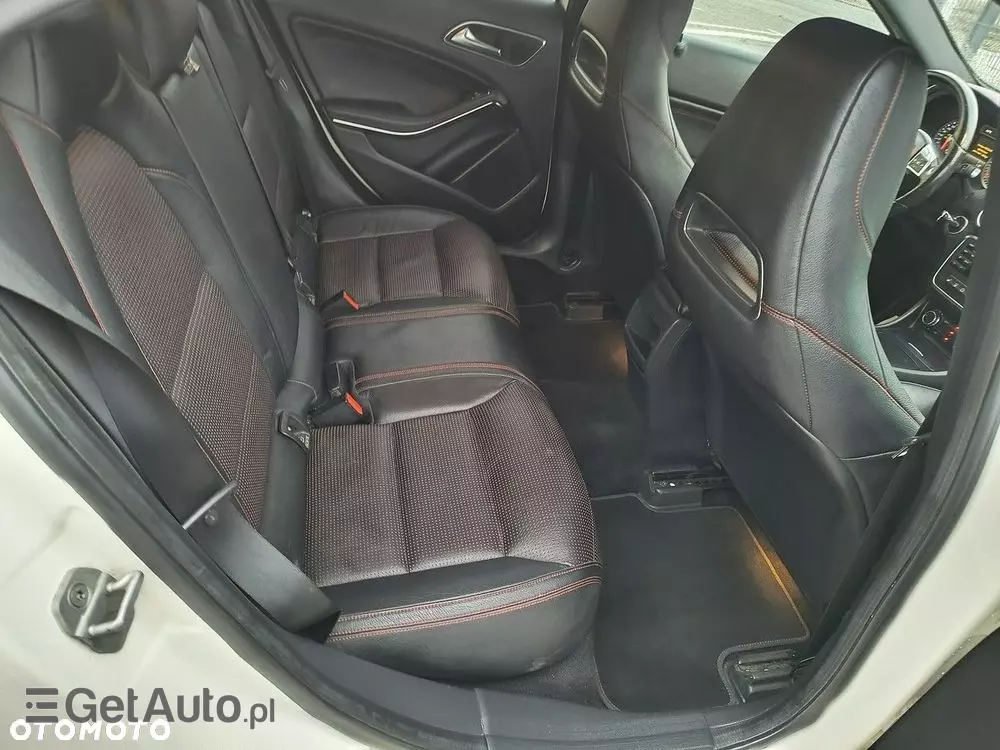 MERCEDES-BENZ Klasa A 200 d 7G-DCT