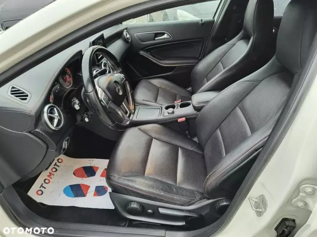 MERCEDES-BENZ Klasa A 200 d 7G-DCT