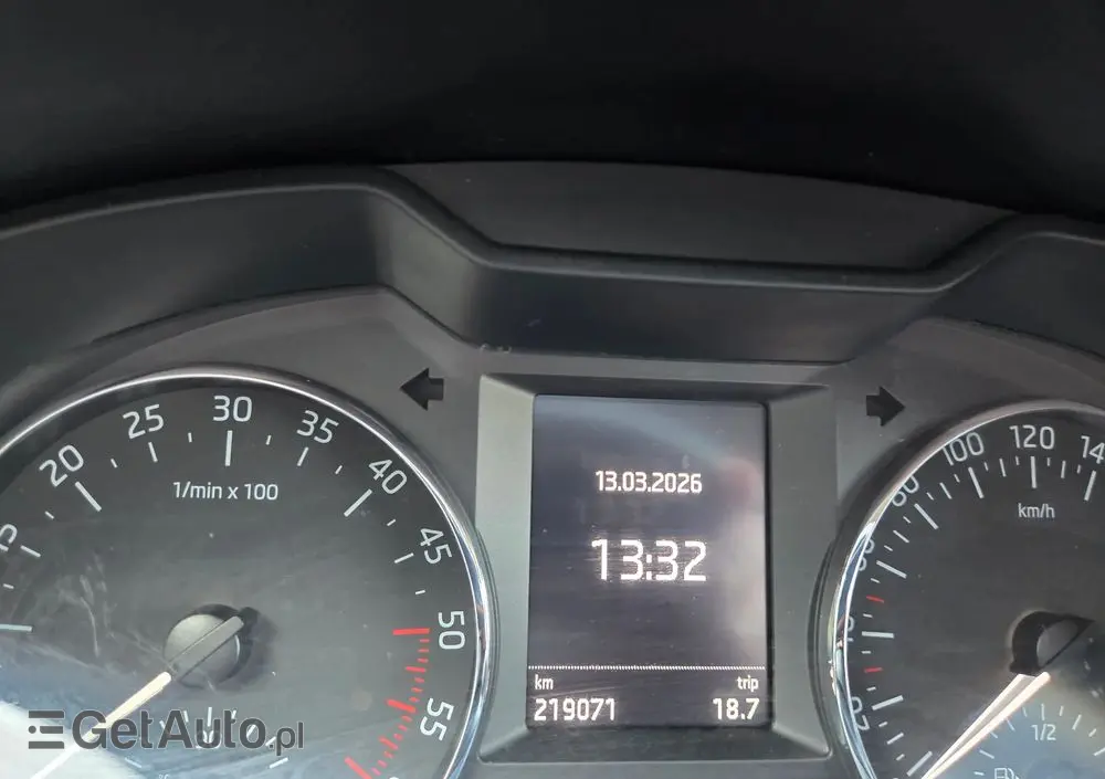 SKODA Octavia 1.6 TDI Ambition DSG