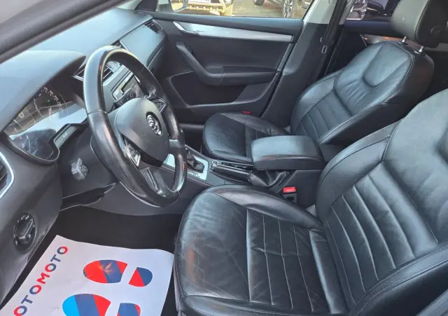 SKODA Octavia 1.6 TDI Ambition DSG