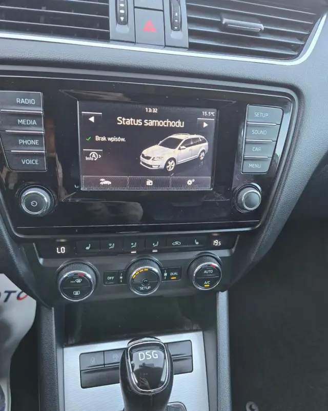 SKODA Octavia 1.6 TDI Ambition DSG