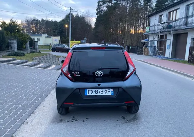 TOYOTA Aygo X-style